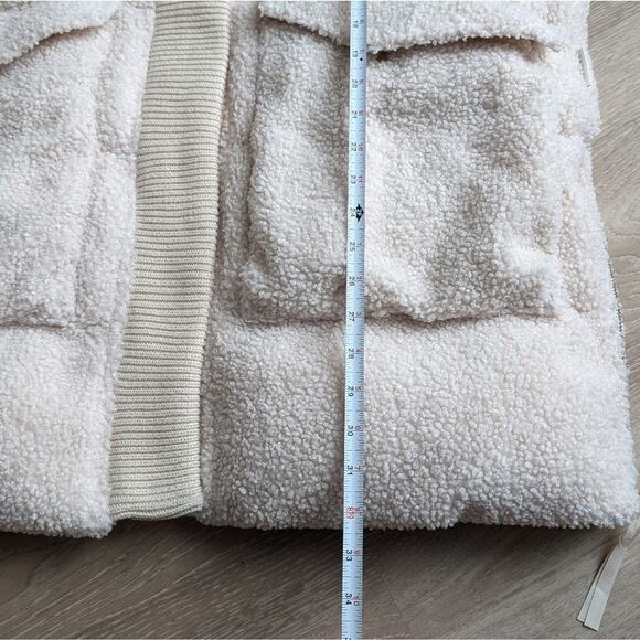 Varley Wynn Sherpa Puffer Coat in Sandshell, size XL - Picture 9 of 9